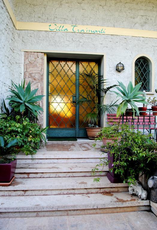 Villa Tra' Monti バッサーノ・デル・グラッパ エクステリア 写真