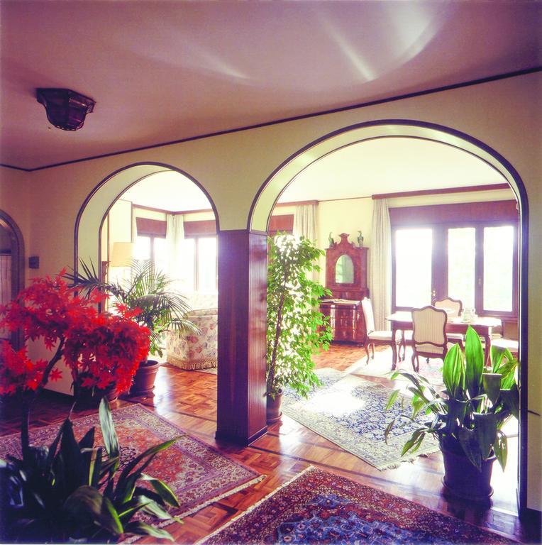 Villa Tra' Monti バッサーノ・デル・グラッパ エクステリア 写真