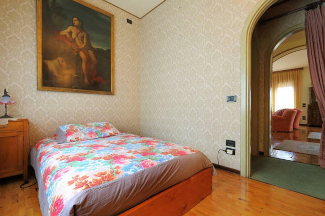 Villa Tra' Monti バッサーノ・デル・グラッパ エクステリア 写真